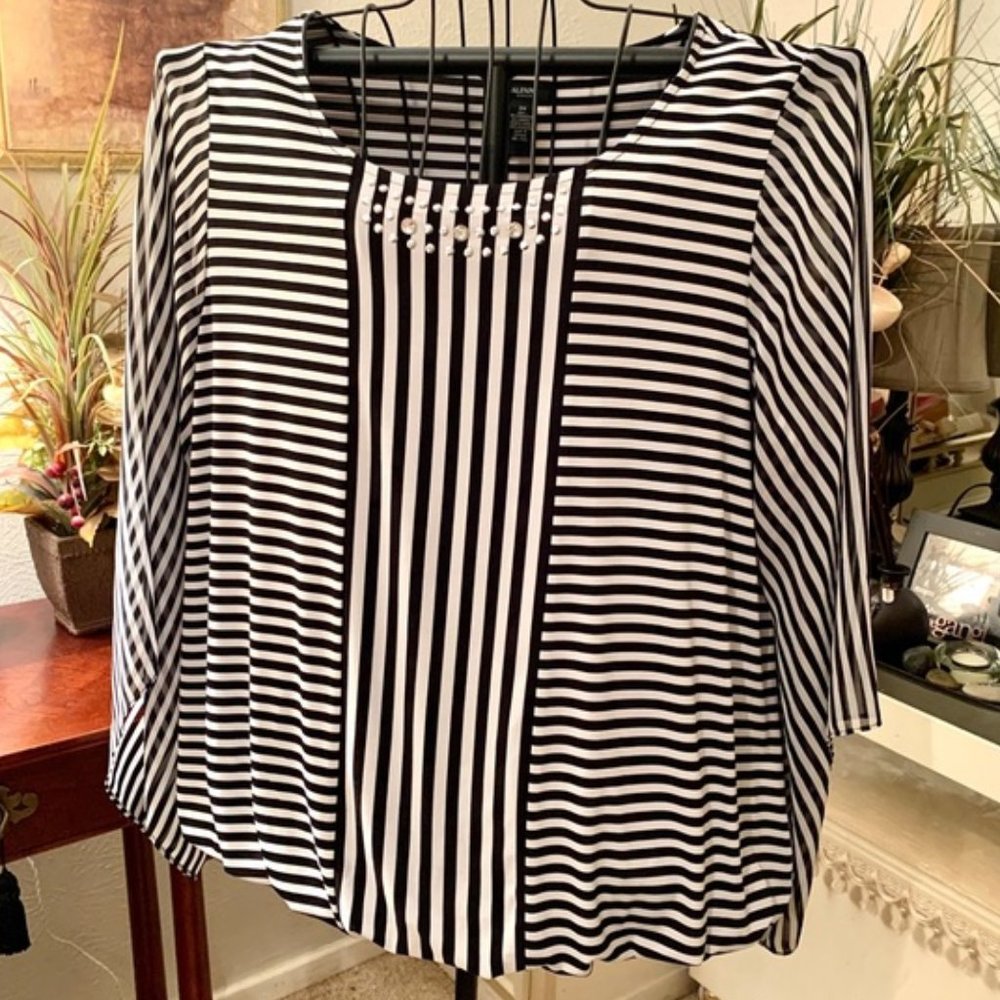 Alfani  Bubble Top Alfani Elastic Waist Top 2X black and White Stripes Gathered